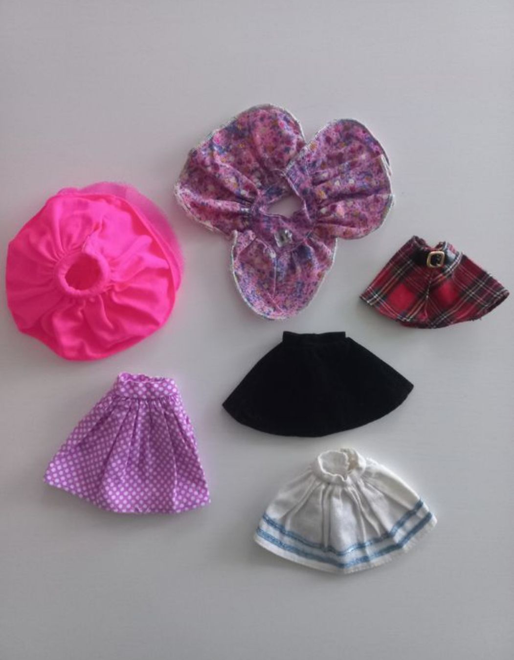 Bambole: Vintage Barbie - Röcke Paket – Usato da Wangen b. Olten venduto da SecondStory4u