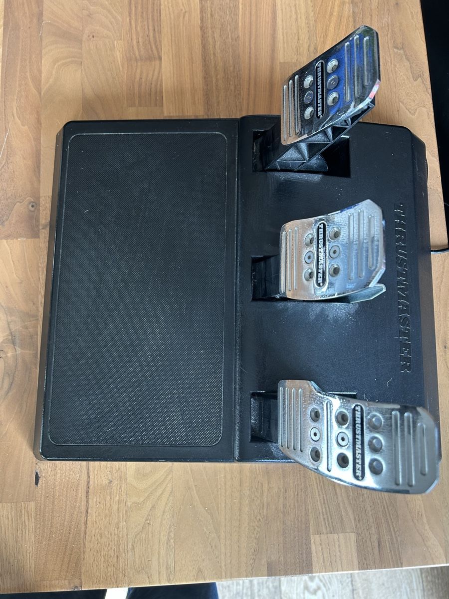 Thrustmaster Controller: Thrustmaster ps3/ps4/pc – Usato da Muri b. Bern venduto da ann_55pr 4