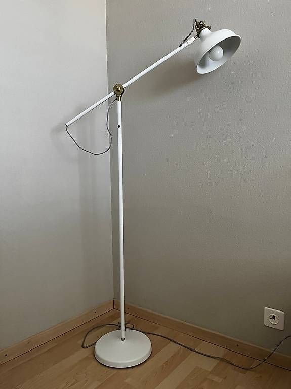 Lampade: IKEA - RANARP Stand-/Leseleuchte, weiss – Usato da Zürich venduto da Beal1