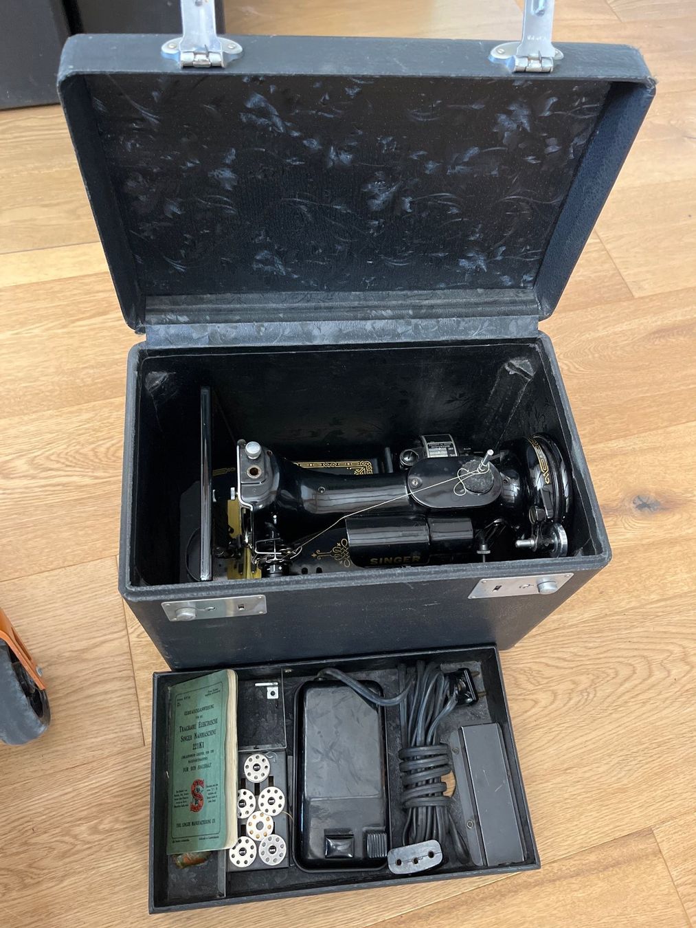 Singer Macchine da cucire: Singer 221 Featherweight – Usato da Bauma venduto da Gabtur 6