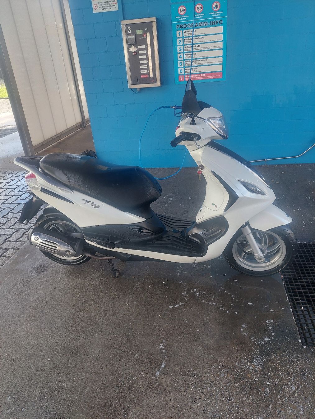 Piaggio Scooter: Piaggio Fly 125 i.e 3V – Usato da Winterthur venduto da ale_t766 5