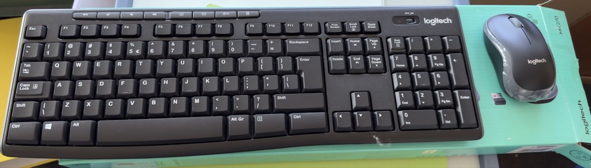 Logitech Tastiere: Logitech MK270 Tastatur und Maus Set – Nuovo e nell'imballaggio originale da Basel venduto da tamy90 1