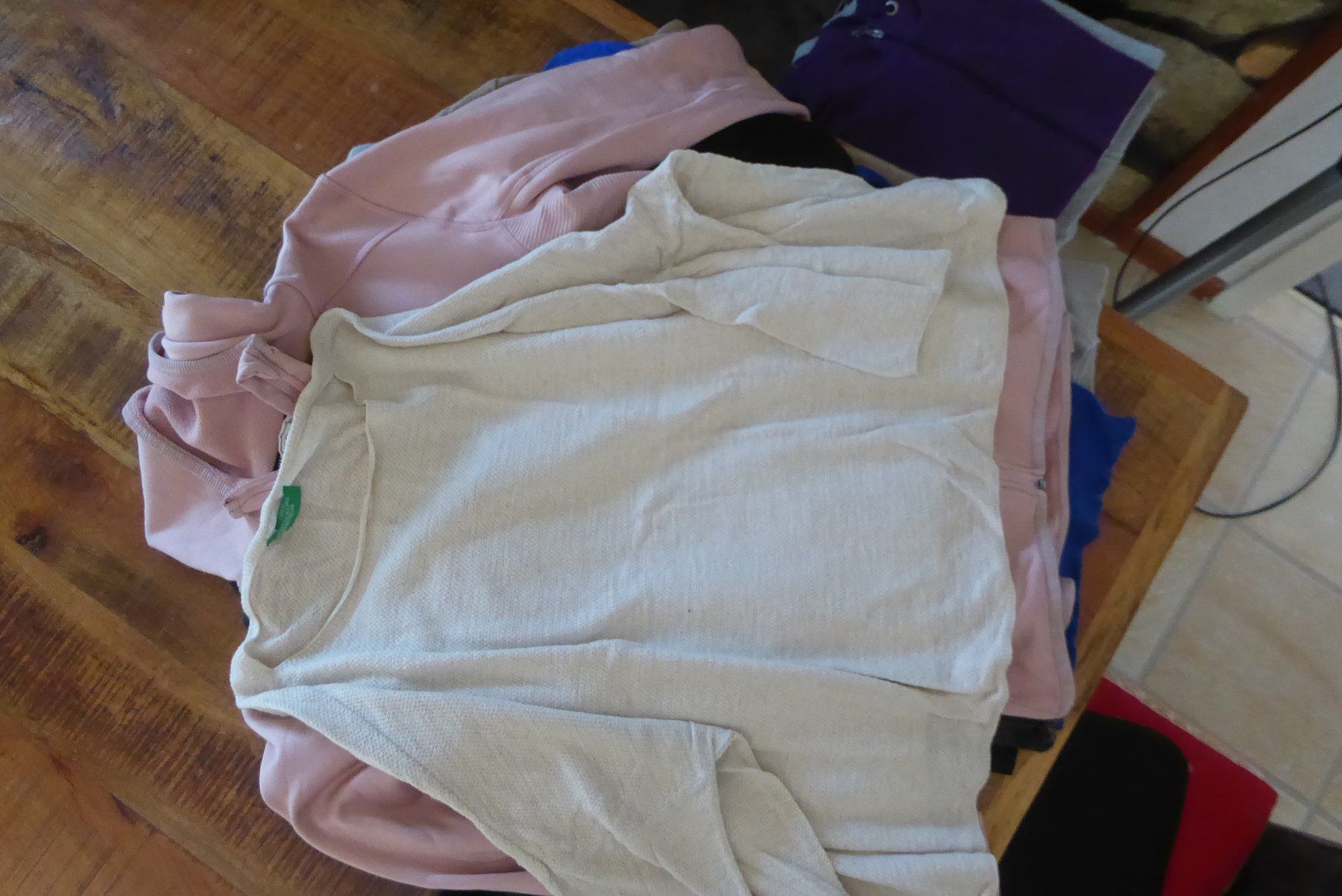 Kleiderpakete: 7 Pullover Gr M H&M Benetton Vero Mode ect – Gebraucht aus Sargans von Benziner 7