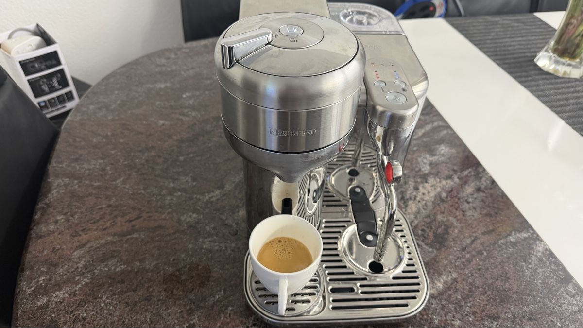 Sage Machines à café & Machines à expresso: SAGE THE VERTUO CREATISTAT BRUSHED STAINLESS  – D'occasion à St.Gallen par gauwo