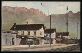 Buchs, Bahnhof, Wartende auf dem Bahnste