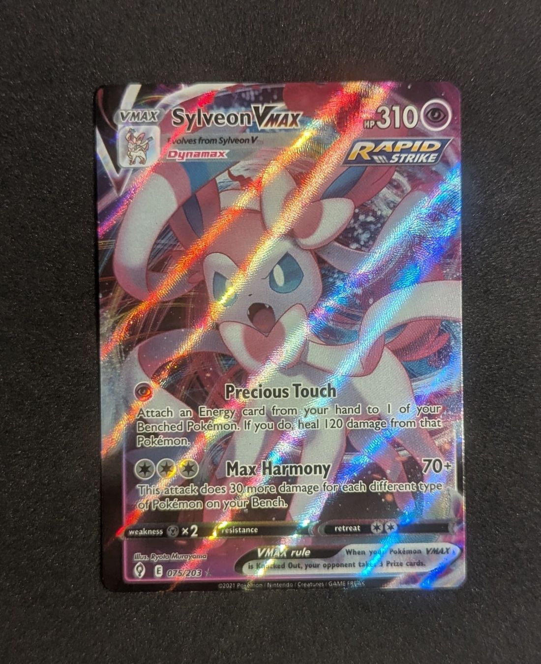 Pokémon Carte collezionabili: Sylveon VMAX 75/203 – Usato da Zürich venduto da printz7