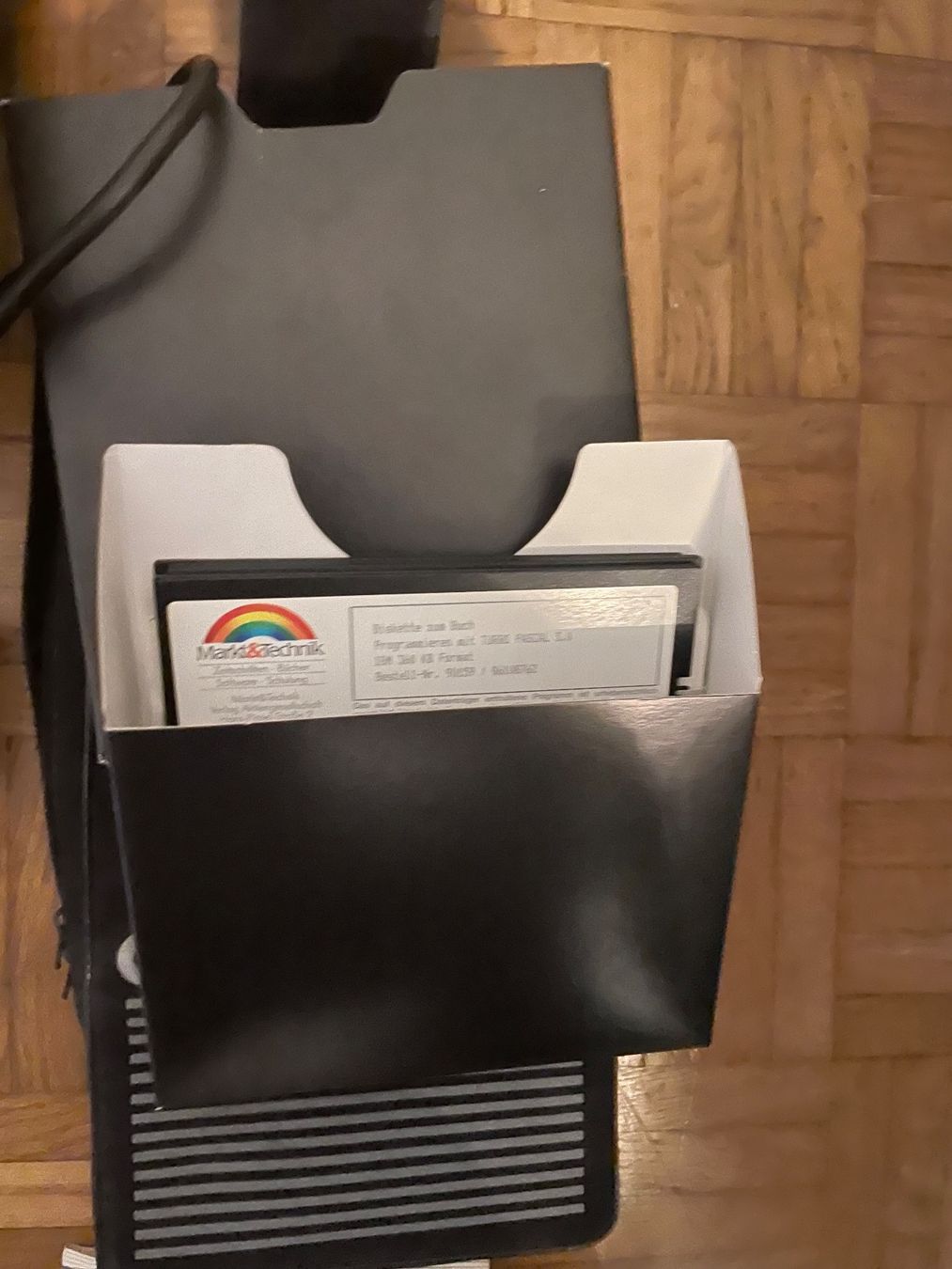 Commodore PC: Commodore SX-64 – Usato da Zürich venduto da beli_30 3
