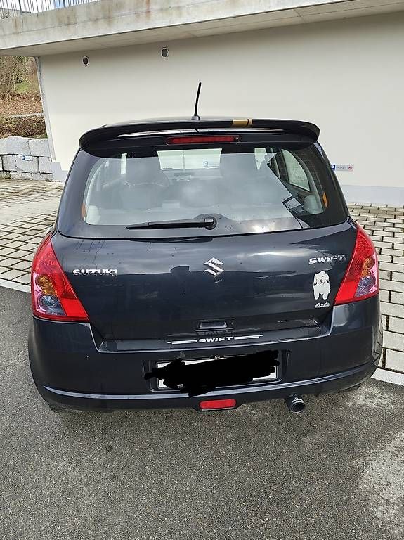 Autos: Suzuki Swift 1.3 L 4x4 2009 – Gebraucht aus Trogen von Beny 1