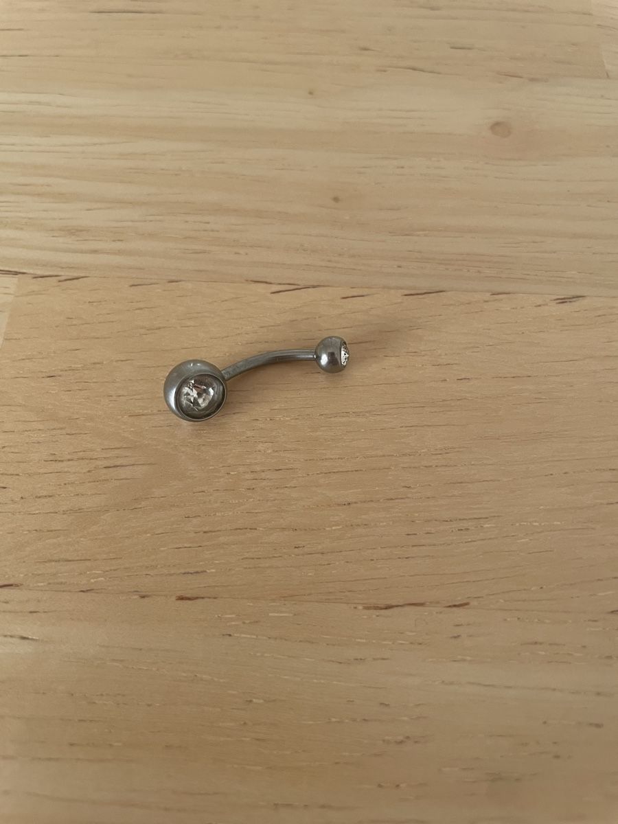 Bijoux piercing: Bauchnabelpiercing – D'occasion à Luzern par ale_yk2j