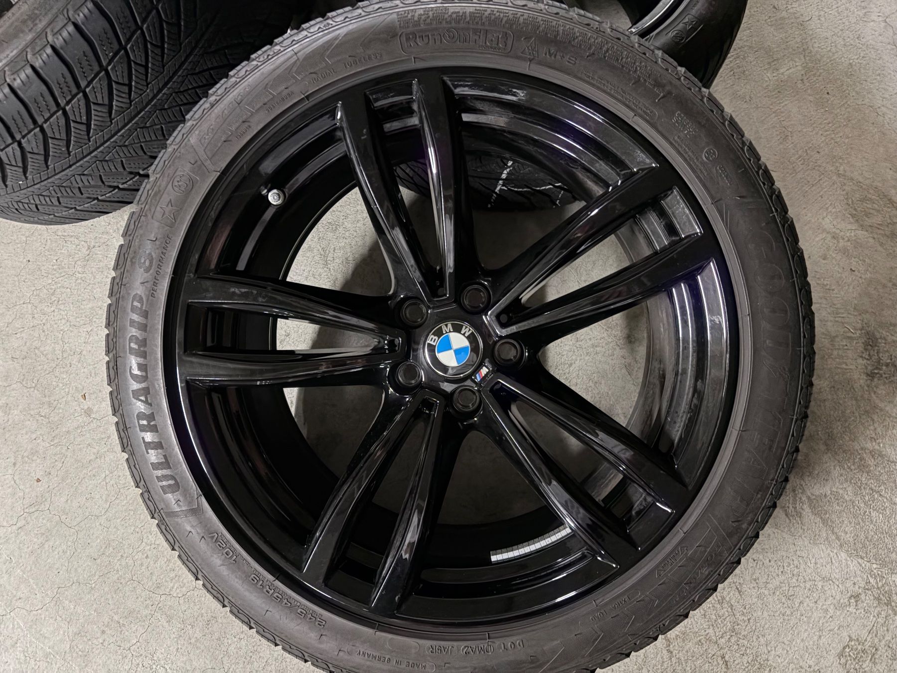 BMW Pneumatici & Ruote complete: BMW Winterkomplettrad Satz – Usato da Basel venduto da bsl_sale 3