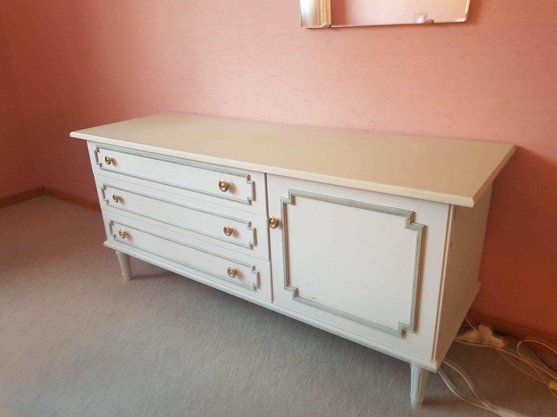 Cassettiere: Commode -avec meubles assortis disponibles – Usato da Satigny venduto da jfl_r6bc