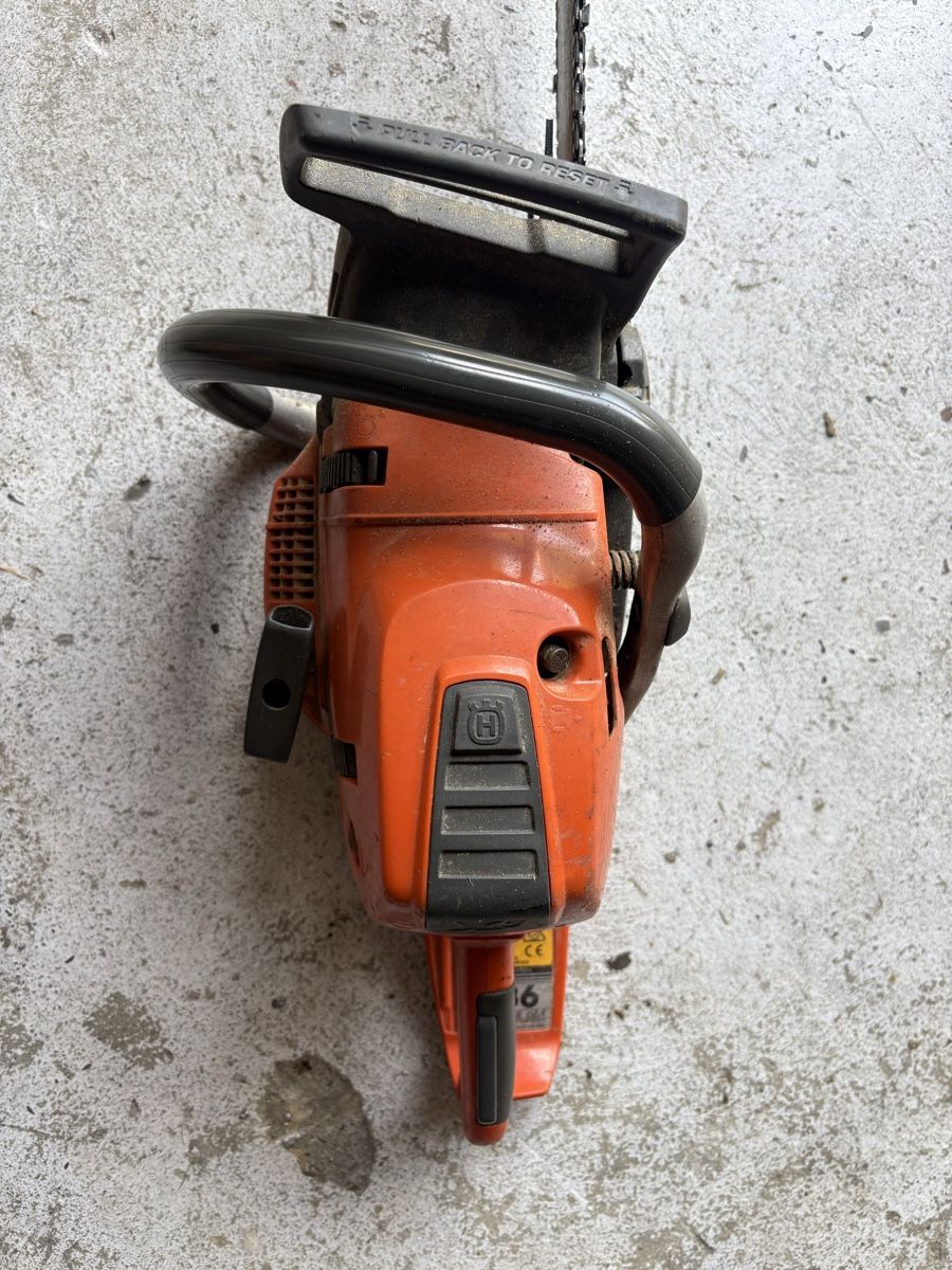Husqvarna Seghe: Husqvarna Säge – Usato da Gümmenen venduto da rem_nn8y 2