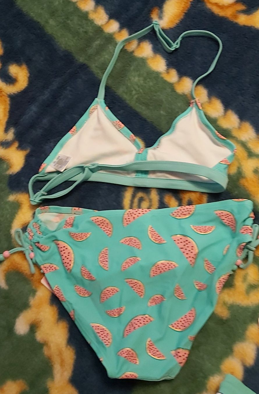 Migros Badekleider & Bikinis: Neuwertig Badeanzug Größe 164 – Neu und originalverpackt aus Winterthur von SoledadK 1