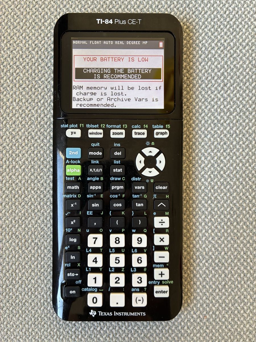 Texas Instruments Calcolatrici tascabili: Texas Instruments TI-84 Plus CE-T Grafikrechner – Usato da Zürich venduto da Sylvie0011 1