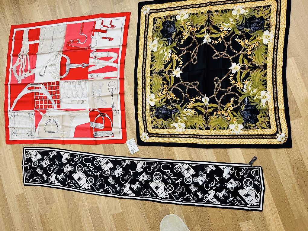 Foulards & écharpes: Original Luxus Seidenschal Set: HERMÈS, VERSACE & COACH – D'occasion à Glattbrugg par men_rxb5