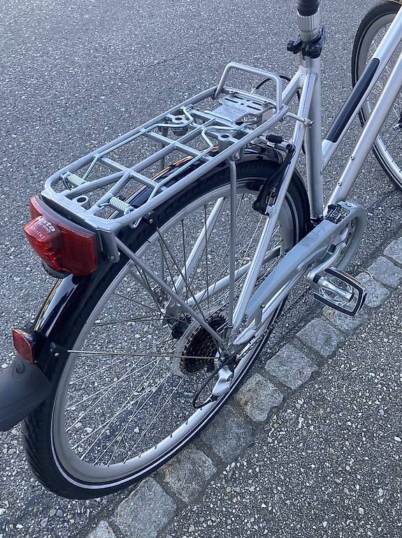 Velos: Neues TITAN Damenvelo silber – Gebraucht aus Reiden von Halti 4