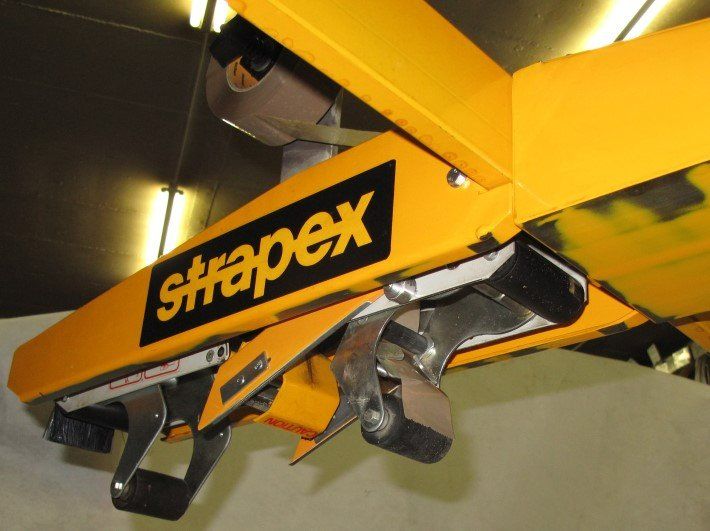 Strapex Bindegeräte: Kartonverschlussmaschine Strapex – Gebraucht aus Dietschwil von Duerstag 2