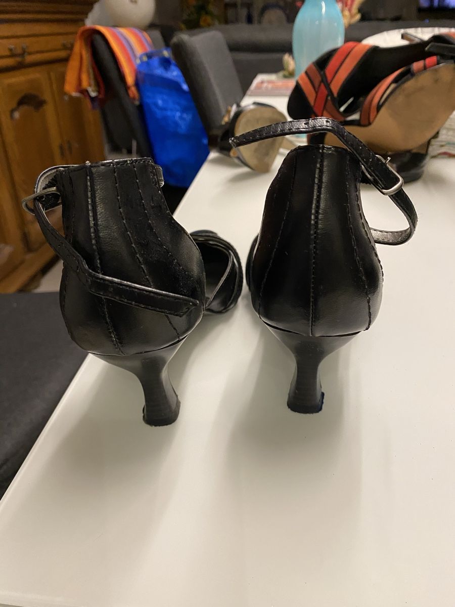 Scarpe da donna: Sandales pointure 38 – Usato da Gland venduto da Rolinette 1