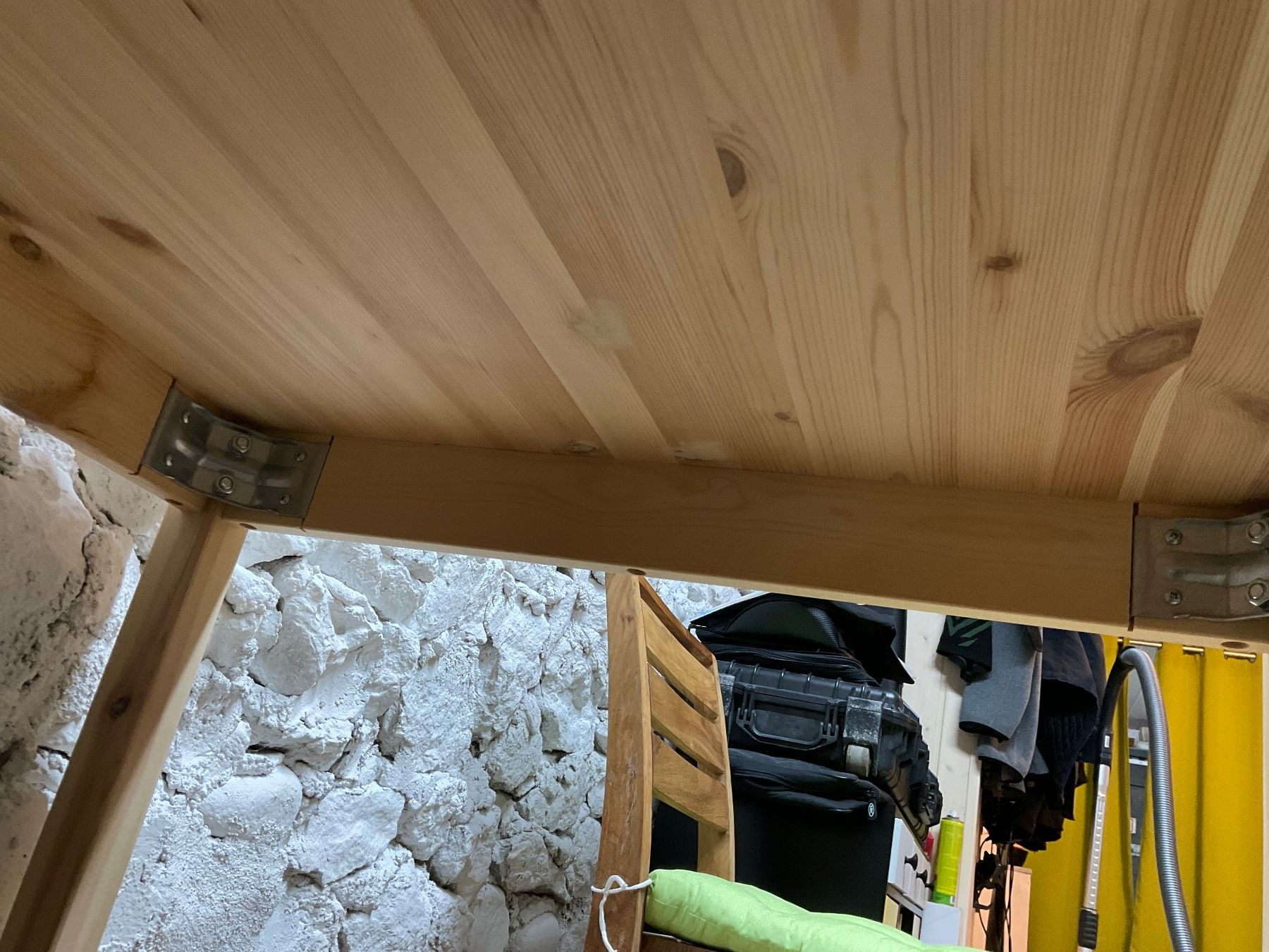 Tavoli: Holztisch – Usato da Rüti ZH venduto da Galloperli 2