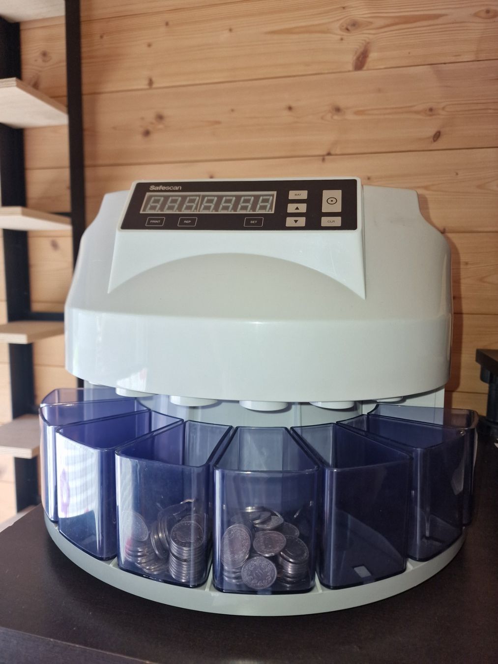 Safescan Registratore di cassa: Safescan Münzzähler und sortierer CHF – Usato da triesenberg venduto da Hosman1