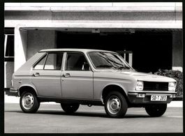 Fotografie Auto Peugeot 104, Viertürer 