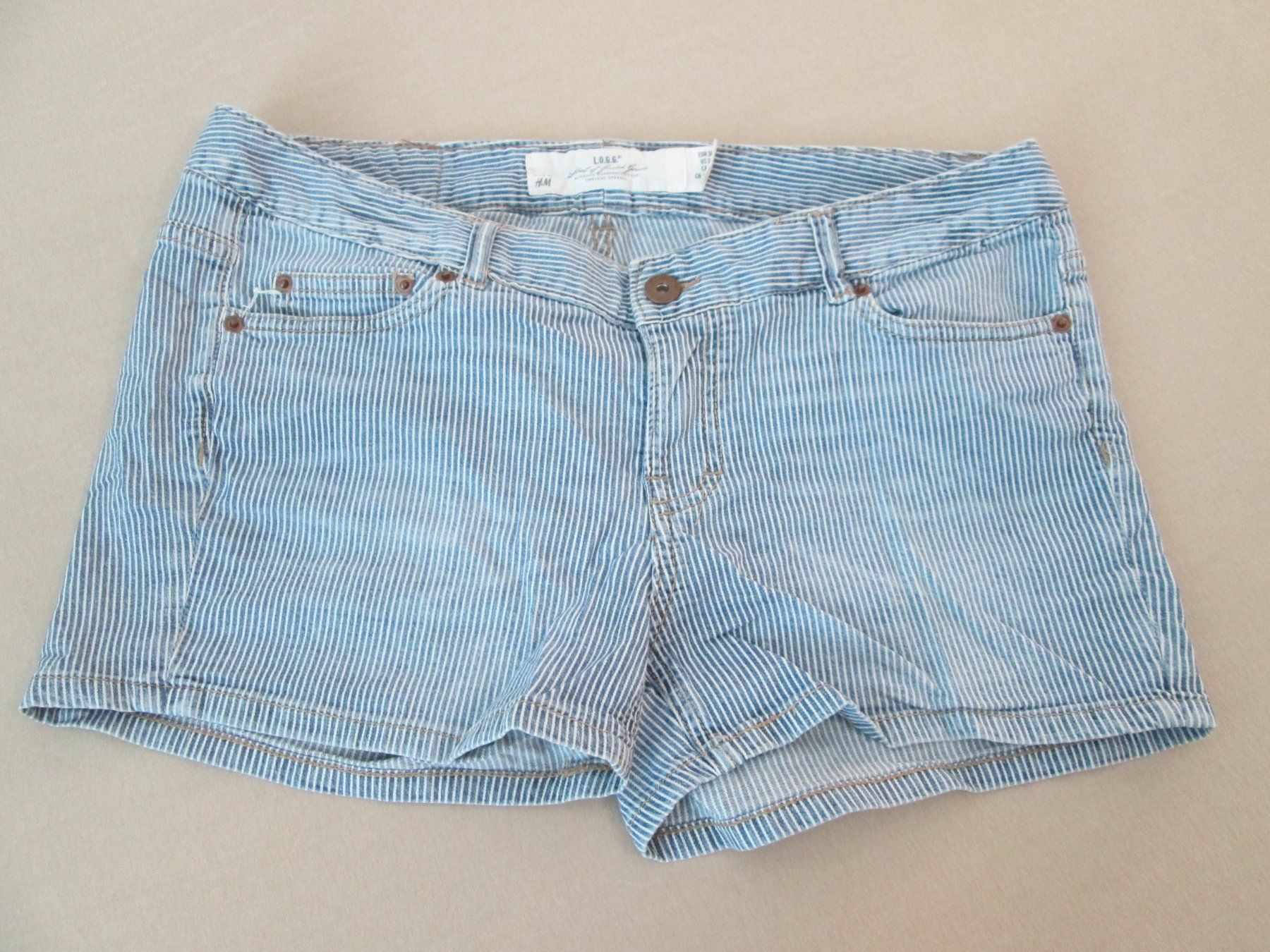 H&M Hosen: Tolle Shorts – Gebraucht aus Neuchâtel von Dualseele