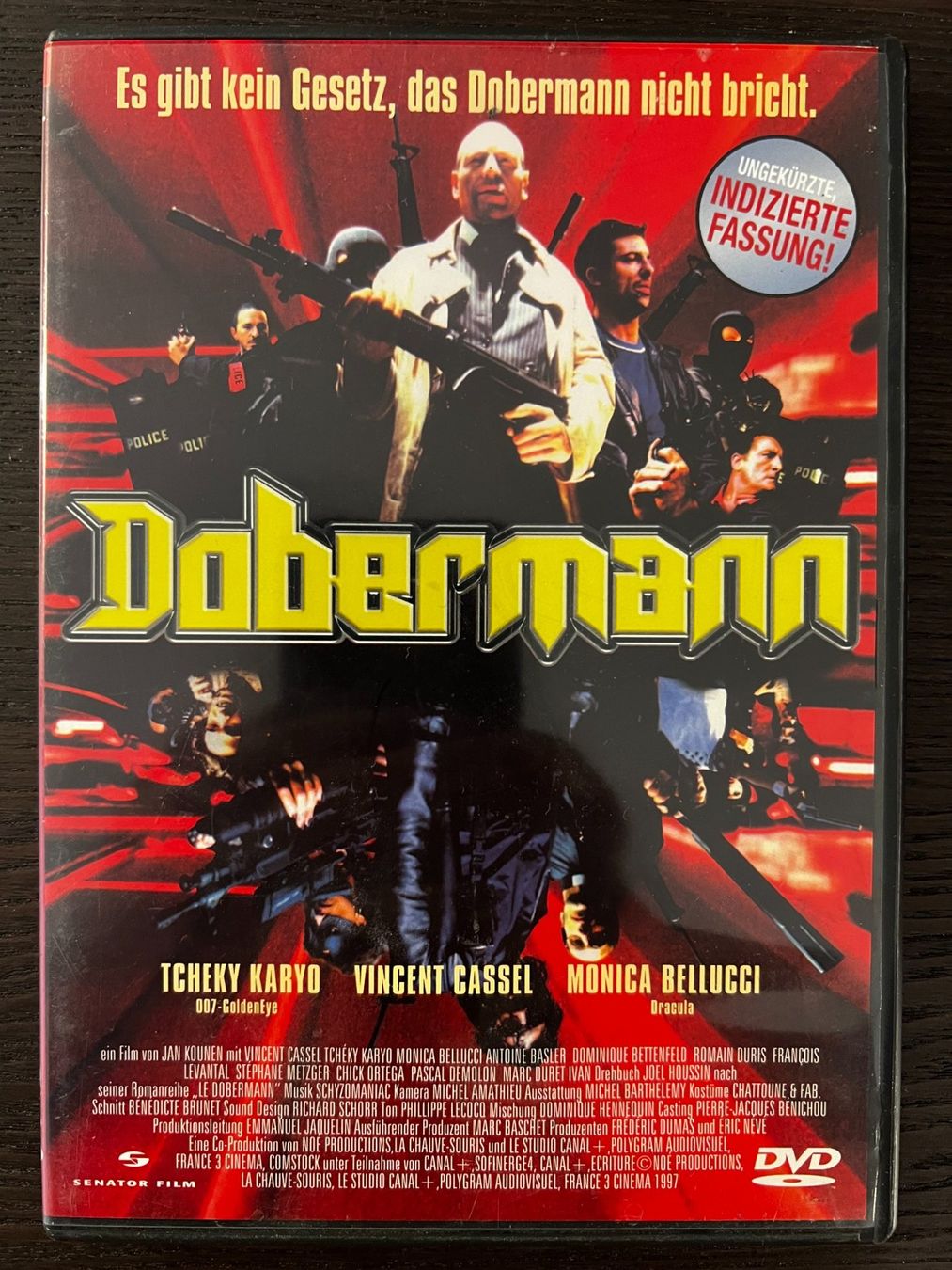 Alle DVDs: Dobermann – Gebraucht aus Zürich von FilmFreunde