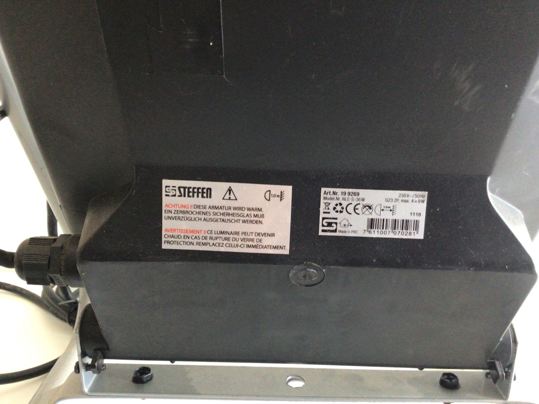 Lampade: 2 x Baustellenstrahler – Usato da Benken SG venduto da Hagli76 2