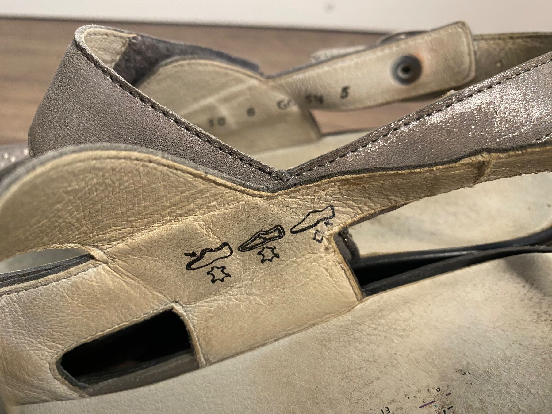 Damenschuhe: Waldläufer Sandalen bronze Gr. 38 – Gebraucht aus Pratteln von a23_j2gs 6