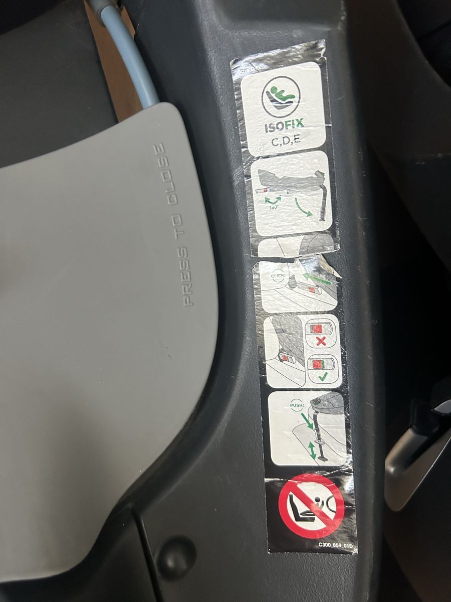 Cybex Seggiolini per auto: Cybex Babyschale Cloud Q mit Base Q-fix, Isofix schwarz – Usato da Rapperswil SG venduto da lilkate 4