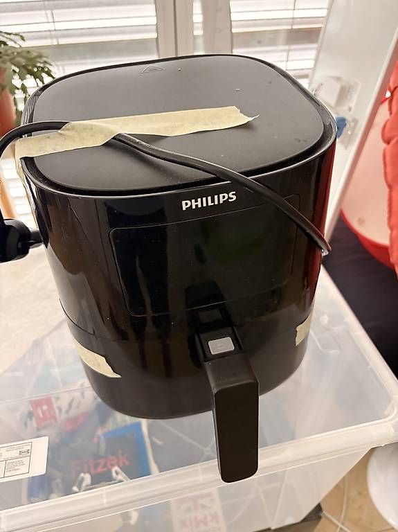Küchengeräte: Philips HD9252 Airfryer 1400W – Gebraucht aus Liestal von eliceni