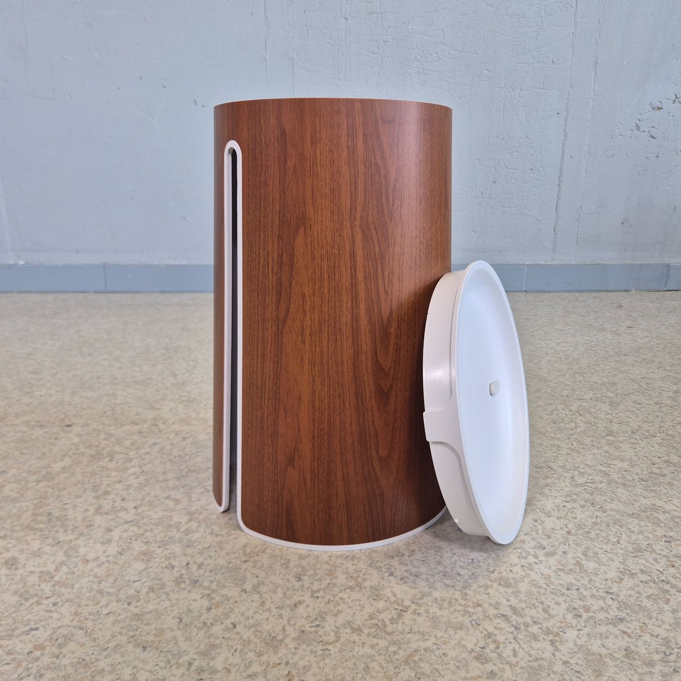 Altro per la casa: Blue Lounge Cable Bin Holzoptik Kabelbox – Usato da Nottwil venduto da Wondewa-Shop 6