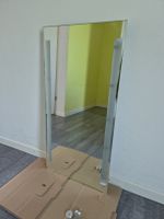 Spiegel mit Beleuchtung, Badspiegel, ca. 40x80 cm