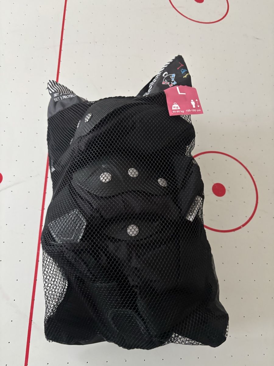 Decathlon Protezioni & Imbottiture: Protection Rollet complet Neuf  – Nuovo (secondo la descrizione) da nods venduto da Tozzifan 1