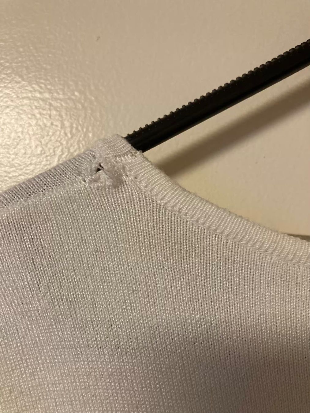 Pullover & Sweatshirts: weisser Pullover, weit geschnitten, Gr.34 – Gebraucht aus Winterthur von phi_hfs7 3
