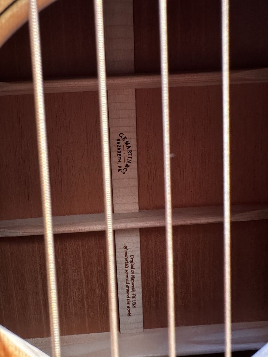 Martin & Co. Strumenti musicali: Martin D18 Gitarre – Usato da Rotkreuz venduto da A-Vic 7