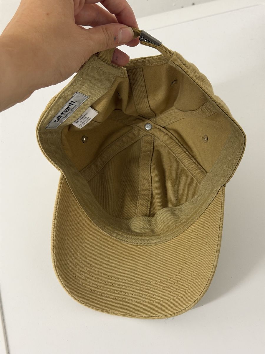 Carhartt Copricapi, berretti & cappellini: Carhartt Wip Hat, Beige – Usato da Rütihof venduto da stravvberryv 1