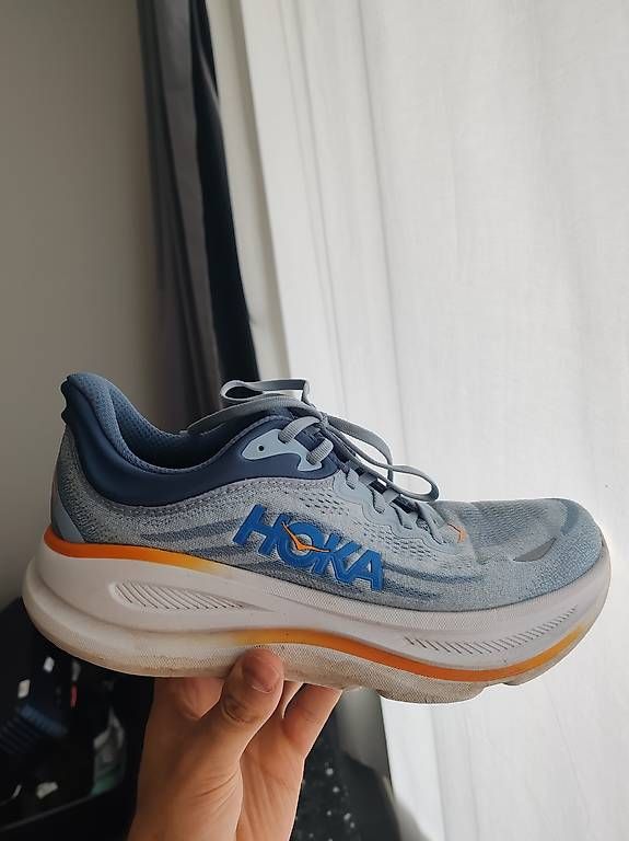 Herrenschuhe: Hoka running shoes size 42 EU, practically new.  – Gebraucht aus Luzern von rao_bpv8