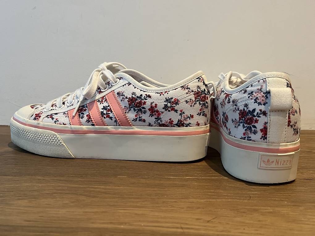 Scarpe da donna: Adidas Nizza Platform gr. 42 2/3 – Usato da Mörschwil venduto da nvcmi 1