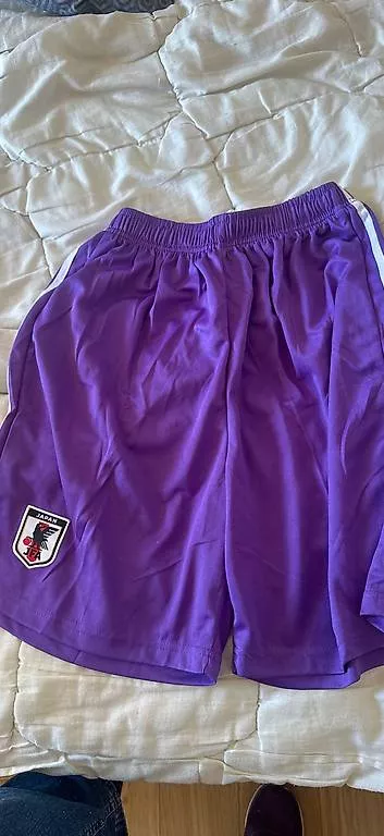 Pantaloni: Short foot  – Nuovo e nell'imballaggio originale da Plan-les-Ouates venduto da emma1981