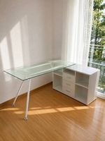 Elegantes Büromöbel mit Sideboard