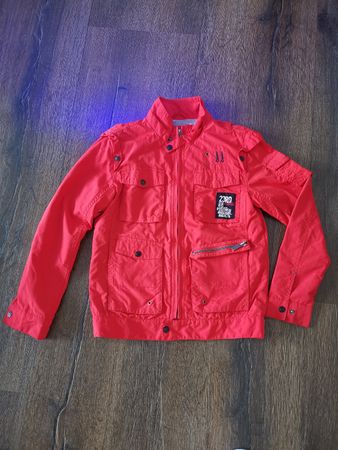 Leichte Jacke für Jungs. WE. GR. 152