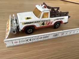 Matchbox Super Kings K65-1 Plymouth Trail Duster 'Highway