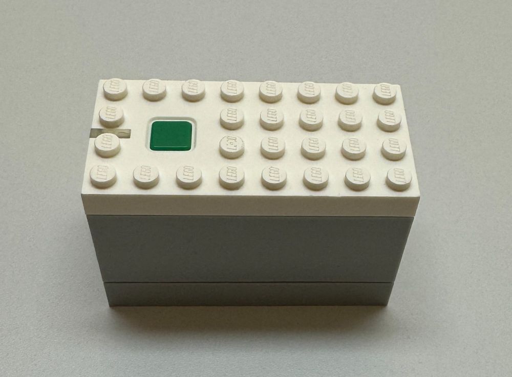 Lego Eisenbahn 9V Battery Box Powered Up Bluetooth HUB Kaufen auf Ricardo