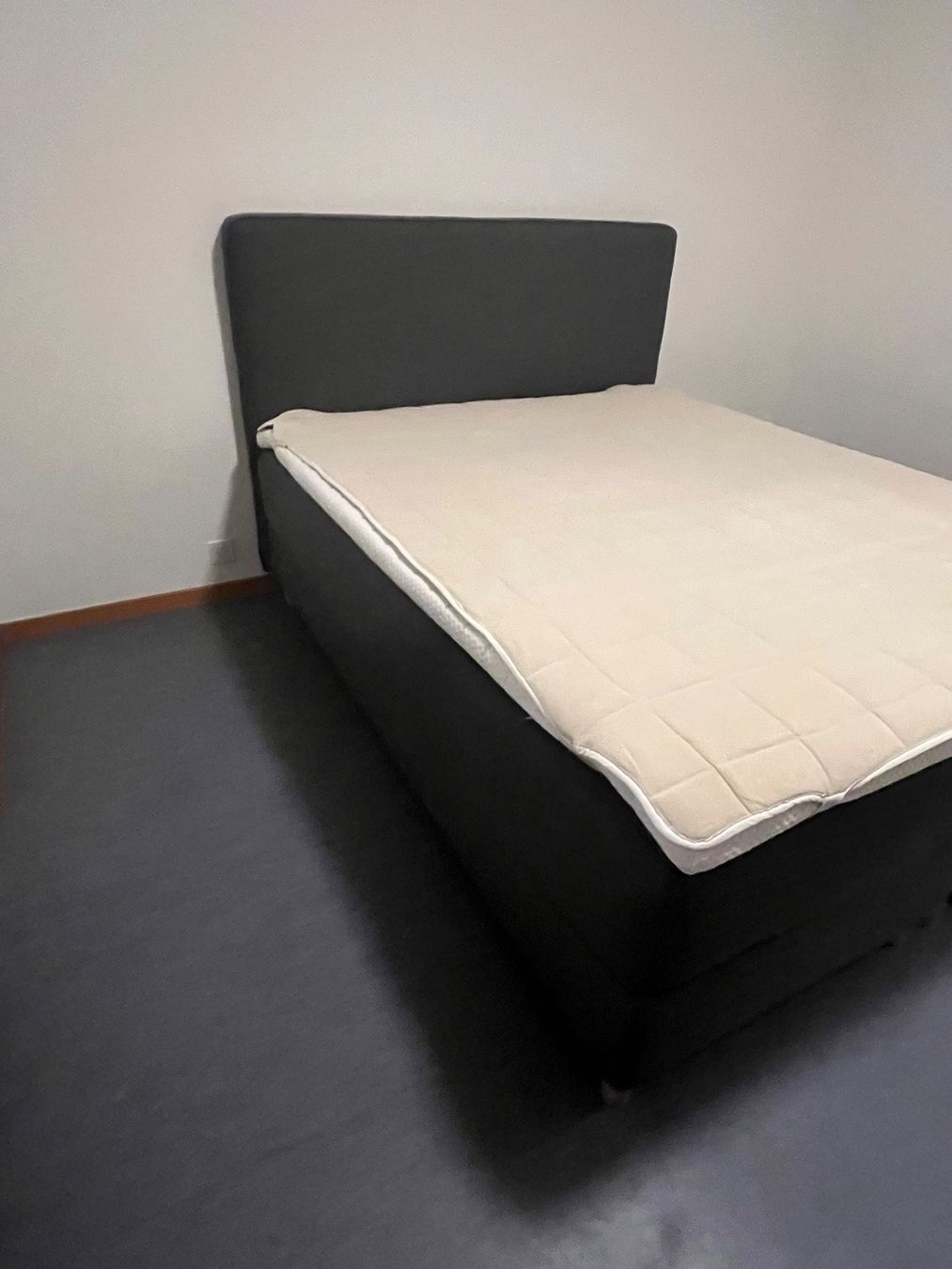 Ikea Lits: Boxspringbett – D'occasion à Solothurn par sim_x9z6 3
