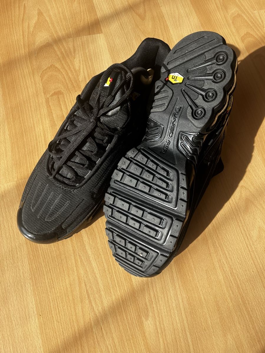 Nike Herrenschuhe: Nike Air Max Plus 3 (Triple Black) – Neu (gemäss Beschreibung) aus Filzbach von hin_xsj6 1