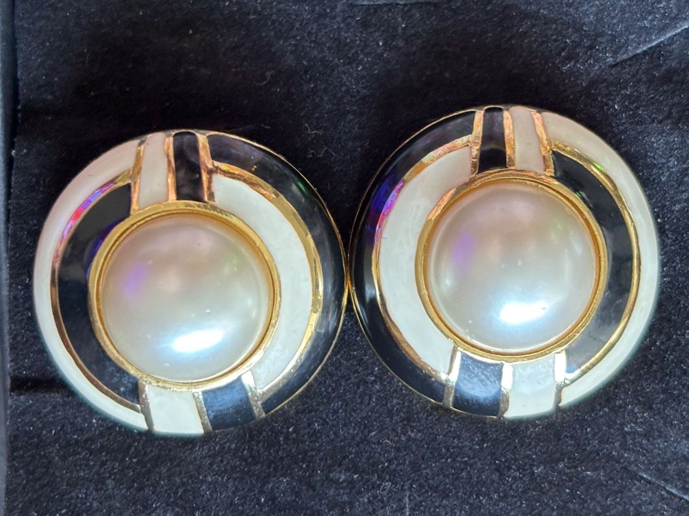 Ohrringe & -stecker: Boucles d'oreilles à clip vintage ORENA – Gebraucht aus Peseux von CharmeCommerce 3