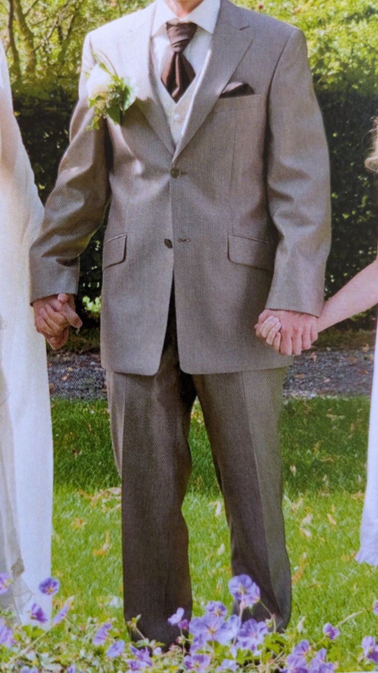 Costumes: Hochzeitskleidung – D'occasion à Burgdorf par scheiv 5
