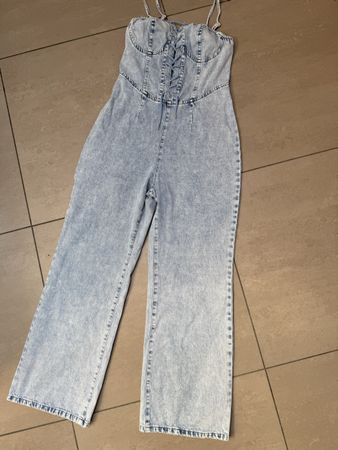 Jumpsuit aus Denim