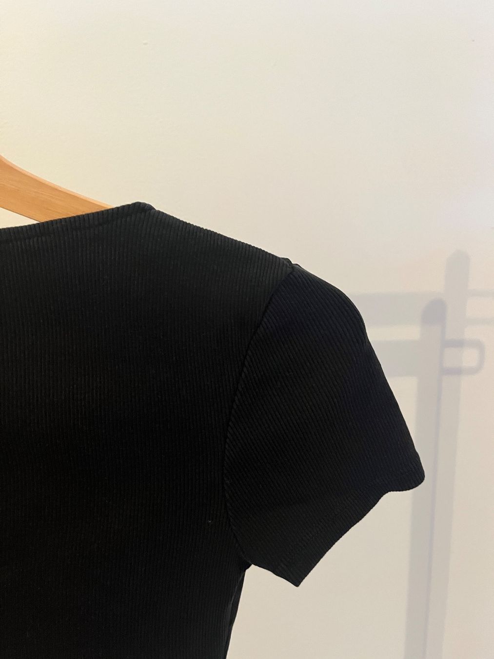 Zara Top: Crop top, noir – Usato da Savagnier venduto da taianab 4